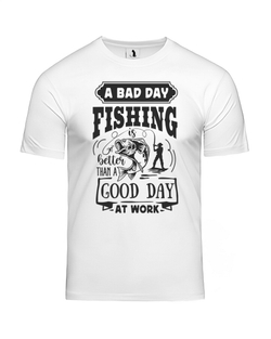 Футболка A bad day fishing прямая белая с черным рисунком