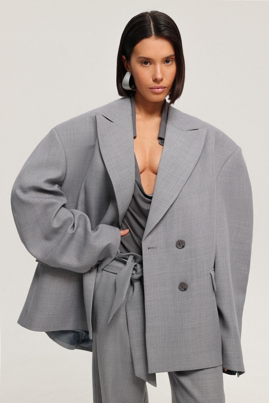 Жакет с защипами на спине