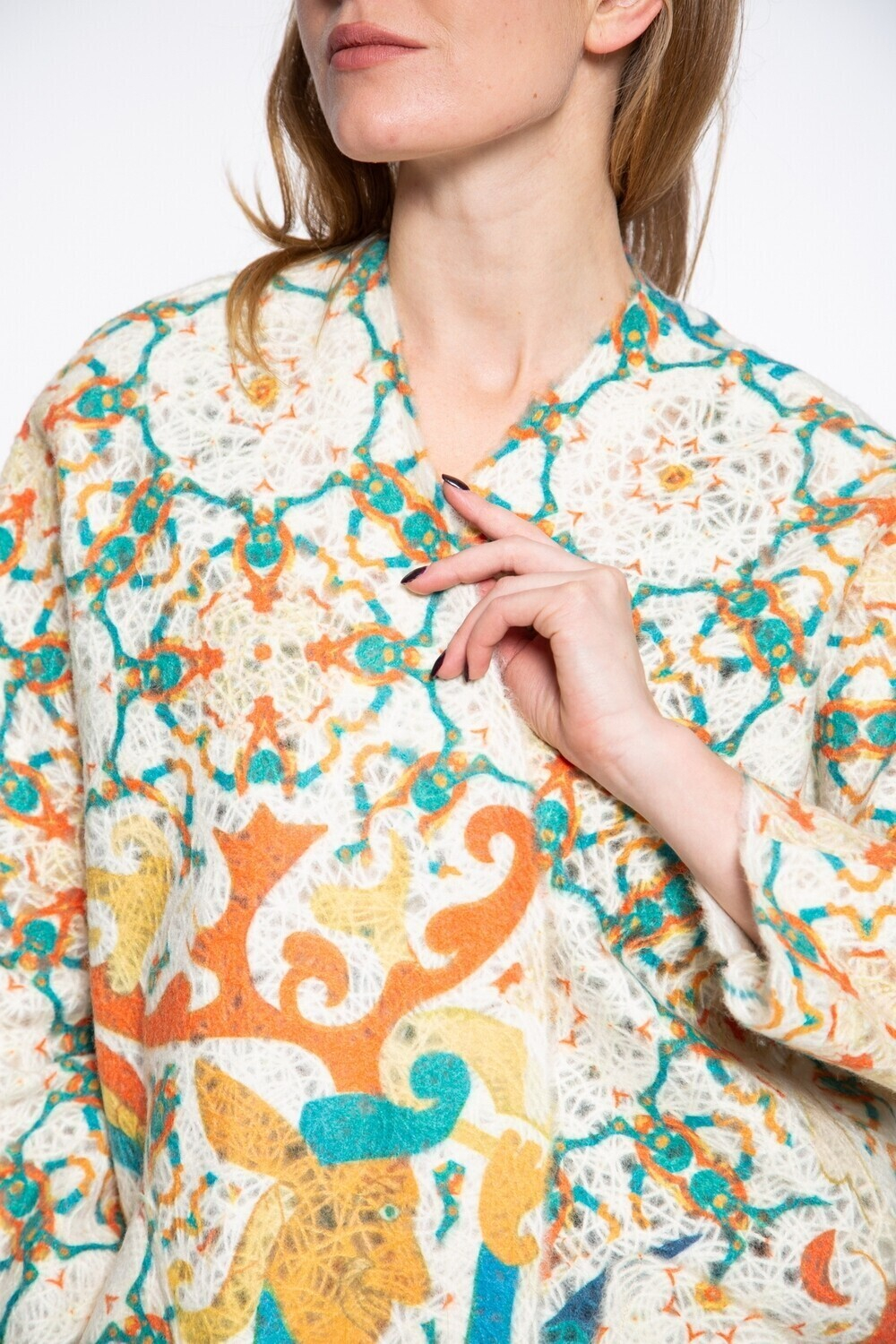 Кардиган "Скифский шик", по мотивам древнего войлочного ковра Пазырыкской культуры восточных скифов, более 2000 тыс. лет