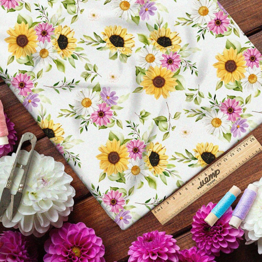 Ткань ниагара разноцветные ромашки и подсолнухи на белом фоне
