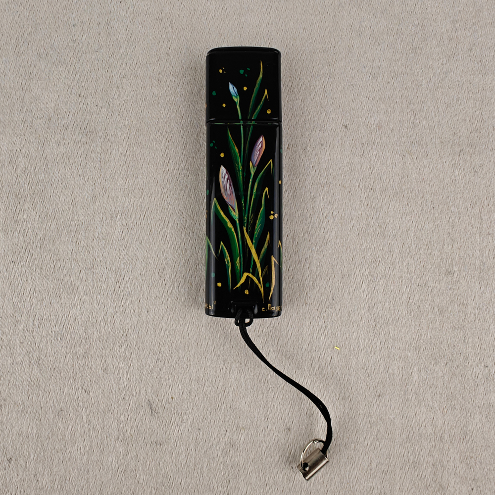 Флешка USB в футляре с ручной росписью "Ирисы"
