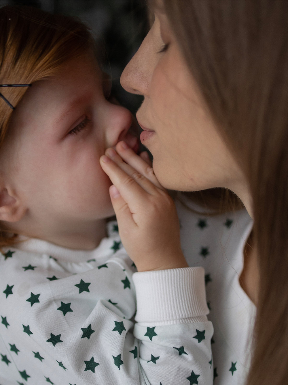 Комбинезон на манжетах Mjölk Green Stars, с рукавом реглан, уценка