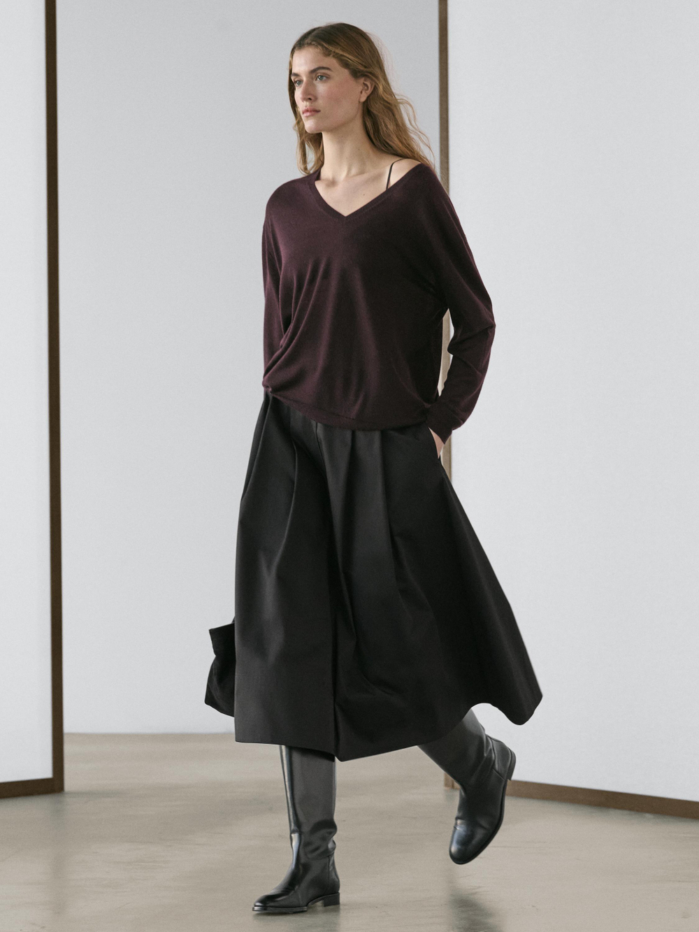 Massimo Dutti Юбка миди со складками-плиссе, черный