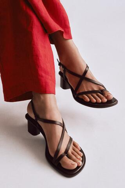 ZARA КОЖАНЫЕ БОСОНОЖКИ НА ШИРОКОМ КАБЛУКЕ, КОРИЧНЕВЫЙ
