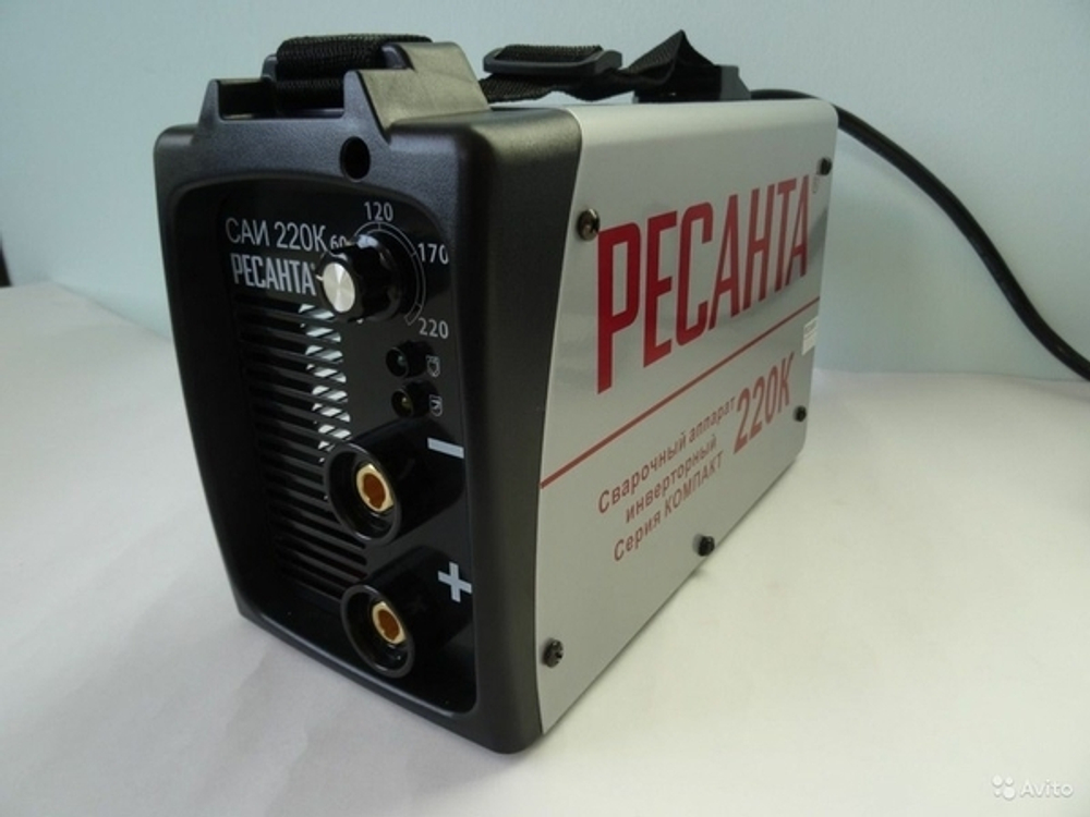 Сварочный аппарат инверторный САИ 220К (компакт)