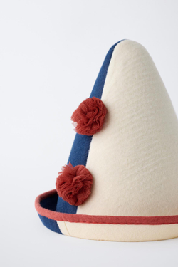 ZARA ШЛЯПА С КОНТРАСТНЫМИ ДЕТАЛЯМИ, СИНИЙ