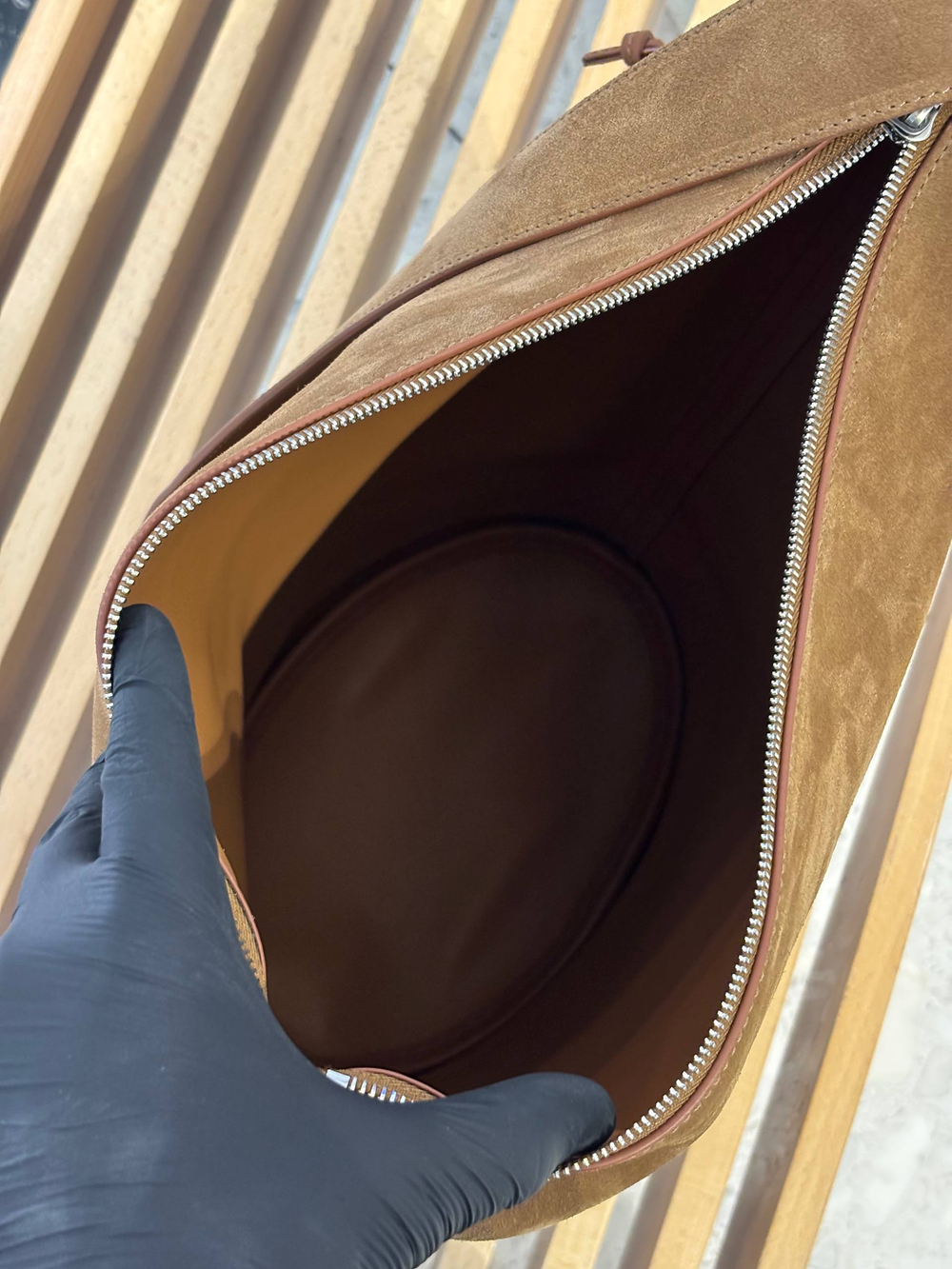 Сумка-мессенджер Loewe