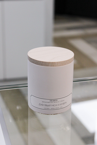Свеча Дубовый мох и амбра, гипс, 200 мл.