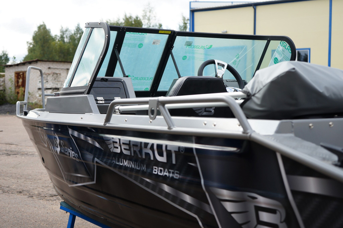 Лодка Berkut S-FISHER