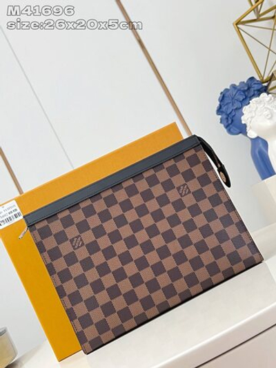 Louis Vuitton Pochette Voyage MM