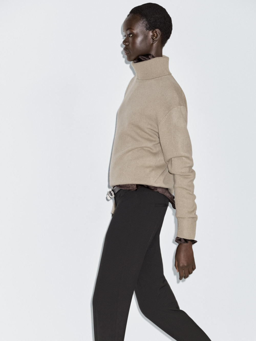 Massimo Dutti Свитер из смесовой шерсти с высоким воротником, серо-зеленый