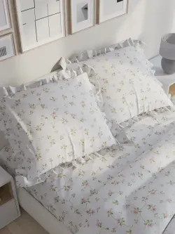 Декоративная наволочка с рюшами, оборками "Весенние цветы" 70х70 см, 1 шт, без молнии