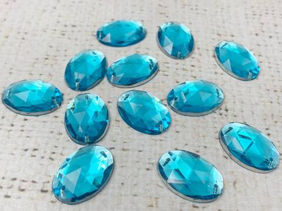 Стразы пришивные акрил, d 1,8х1,3 см, голубой