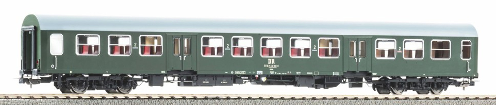 Пассажирский вагон Halberstädter 2-го класса DR, зелёный, эпоха IV
