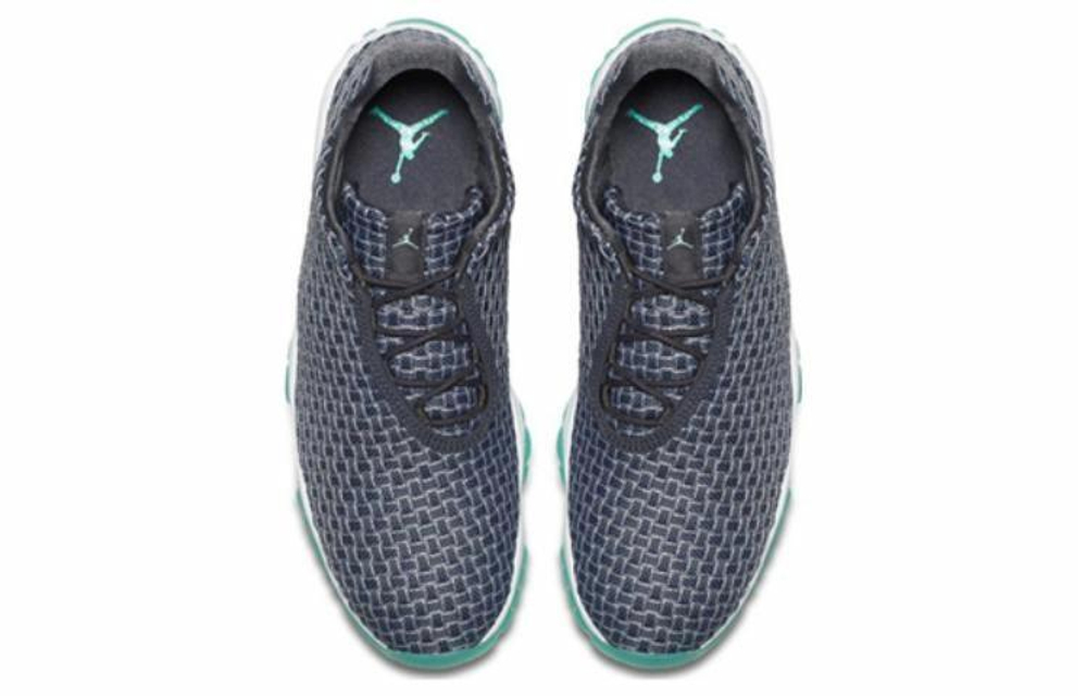Кроссовки Jordan Future Air Jordan Future Low (Женская размерная сетка)