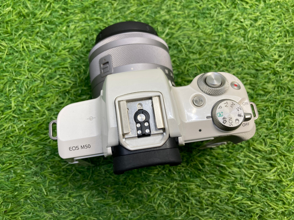 Canon EOS M50 Kit 15-45mm 3.5-6.3 IS STM