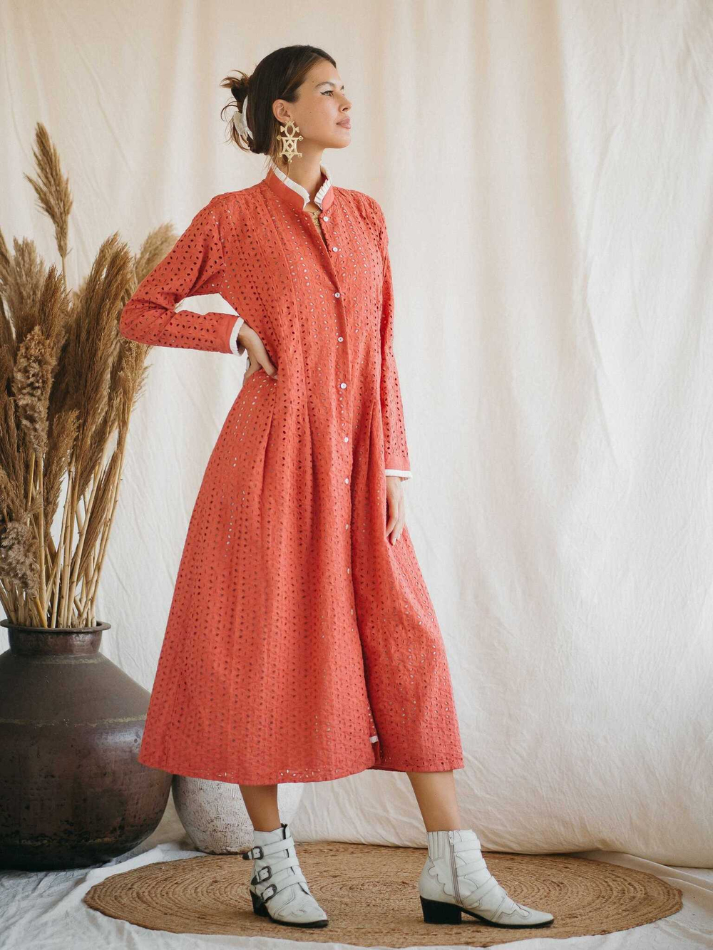 Платье миди из прошвы (коралл)