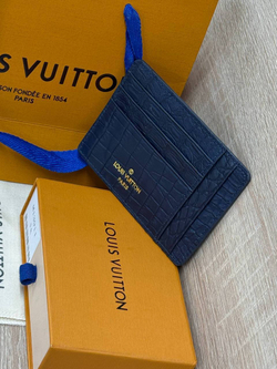 Картхолдер Louis Vuitton из кожи крокодила