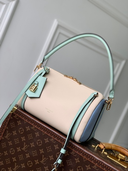 Louis Vuitton Express PM
