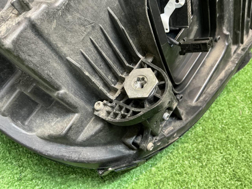 Фара левая Mercedes E W213 (2016-2021) LED