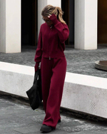 Женский трикотажный костюм