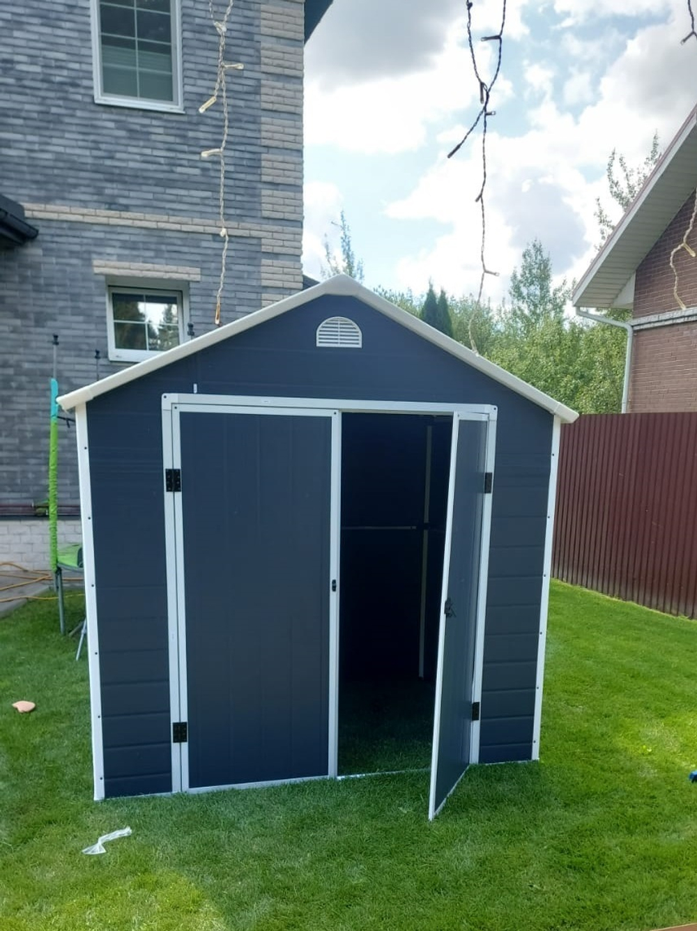 Пластиковый сарай Black Fox Modernist G 7,5x6