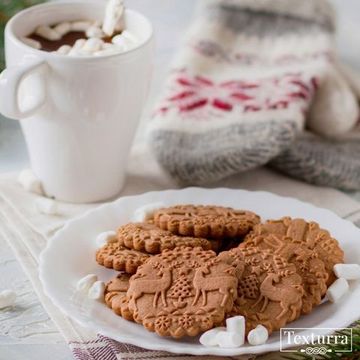 Скалка с узором Новогодний орнамент с оленями