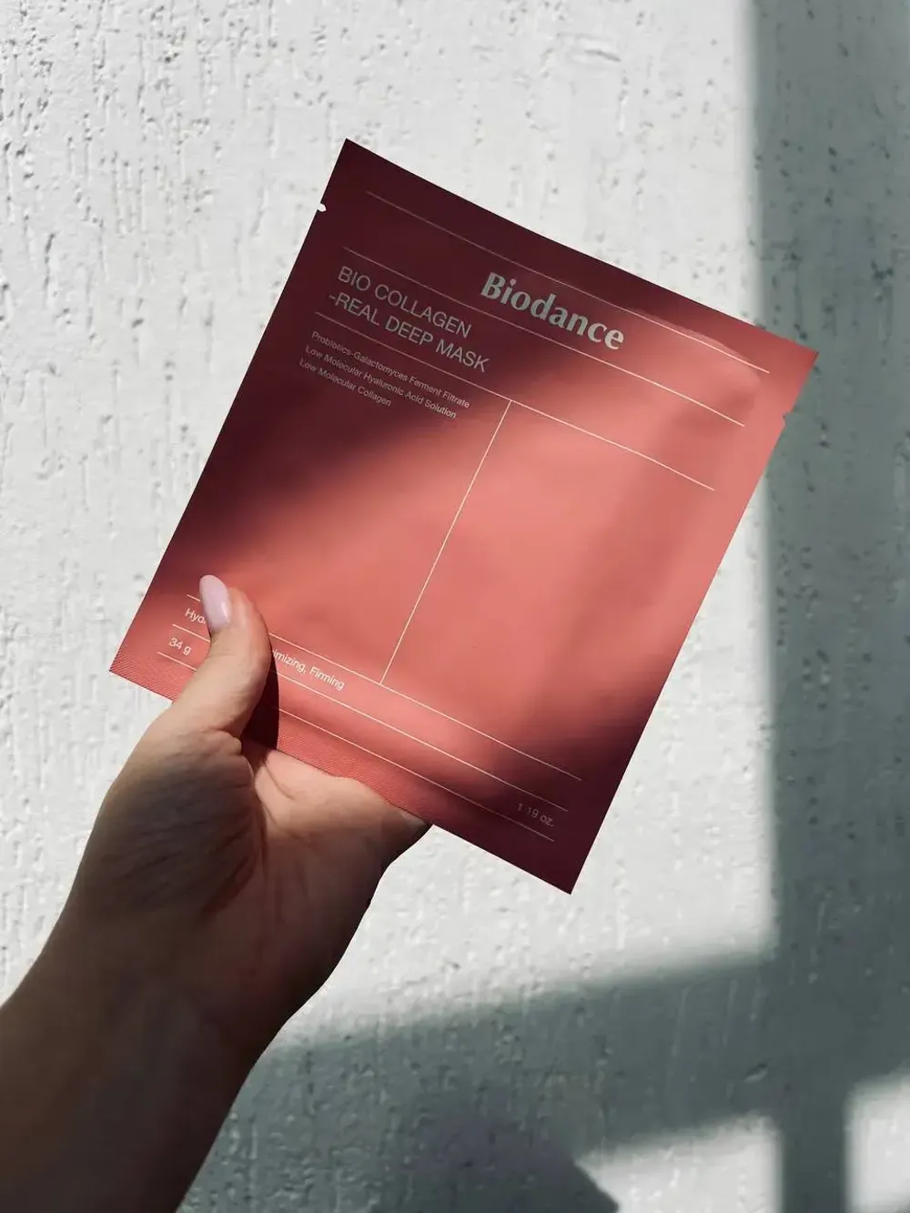 Ночная гидрогелевая маска с коллагеном для эластичности кожи Biodance Bio-Collagen Real Deep Mask 34 г