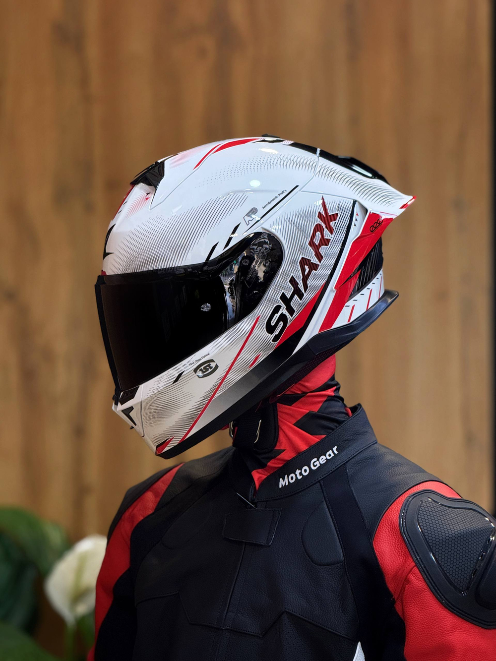 Shark Skwal Cup Speed Tech White