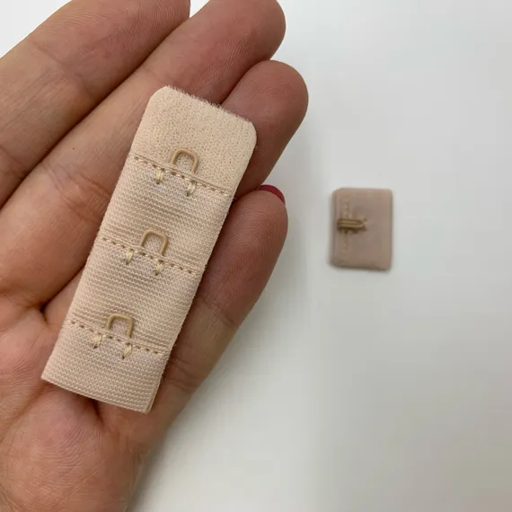 Застежка с крючками серебристый пион 1 ряд (цв. 168), 19*55 мм