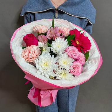 Авторский букет в розовой гамме