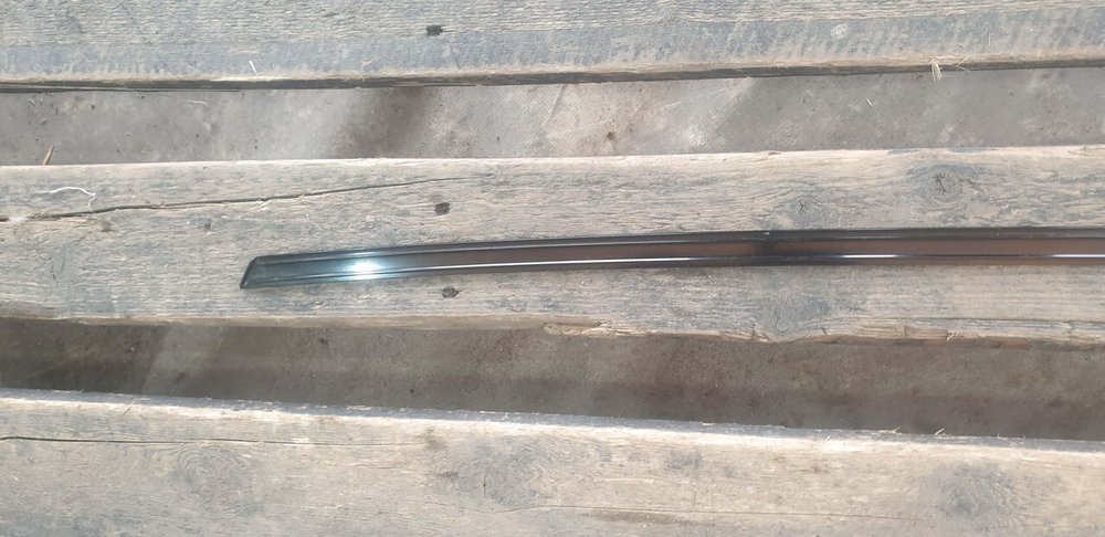 Молдинг двери задней левой Mercedes GLC (X253) 15-нв Б/У Оригинал A2537353500