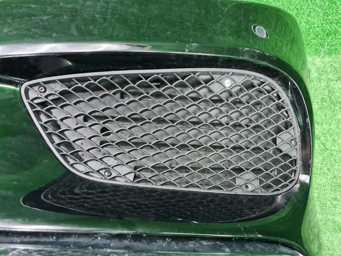 Бампер передний Mercedes E W212 13-16 AMG В сборе