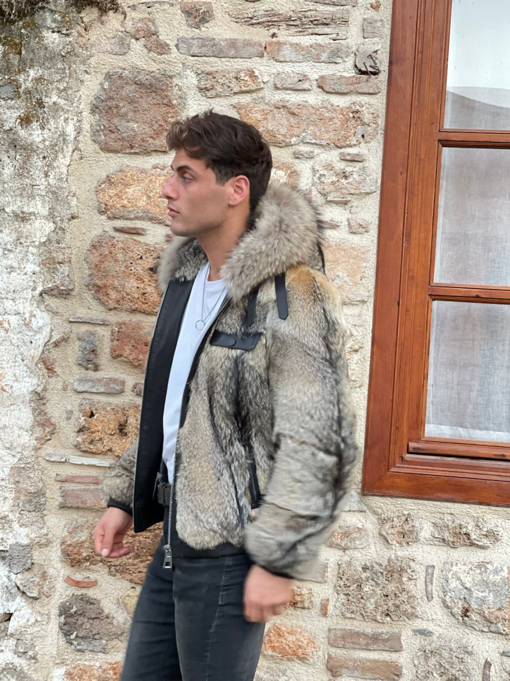 Куртка (бомбер) из волка