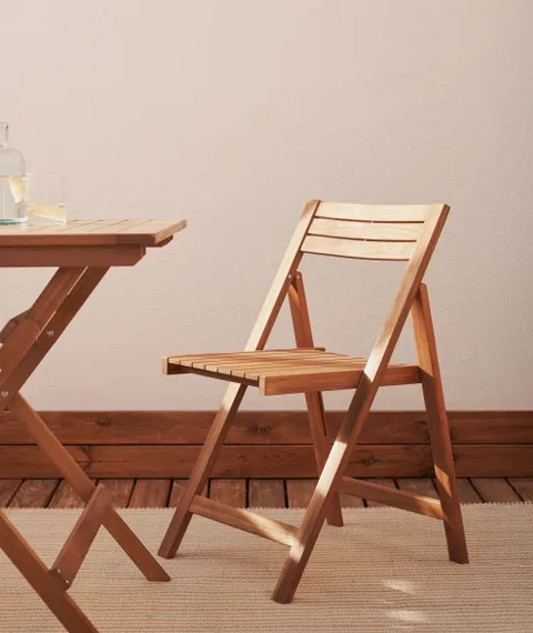 Складной садовый стул Sadirar из массива акации