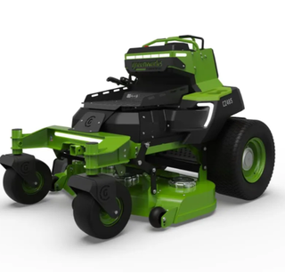Райдер садовый аккумуляторный с нулевым радиусом разворота Greenworks ZTCS92, 82V, 92 см, с АКБ 8 кВтч (7405407)
