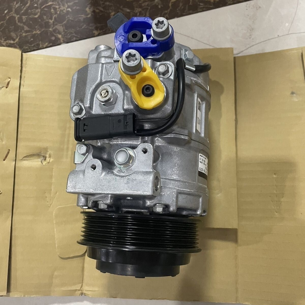 Компрессор кондиционера Mercedes-Benz W210/W211/W221