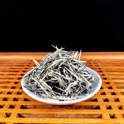 2025 Байхао Инь Чжень белый чай 100г