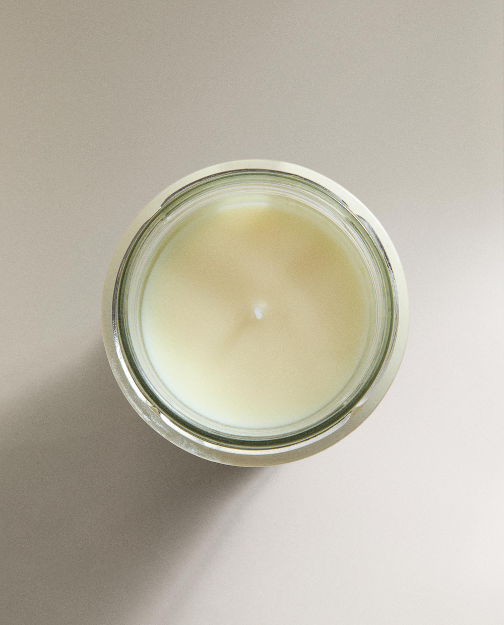 Zara Home Свеча ароматическая Lemon Candied 130 г, растительный воск, аромат свежий цитрусовый, Горчичный