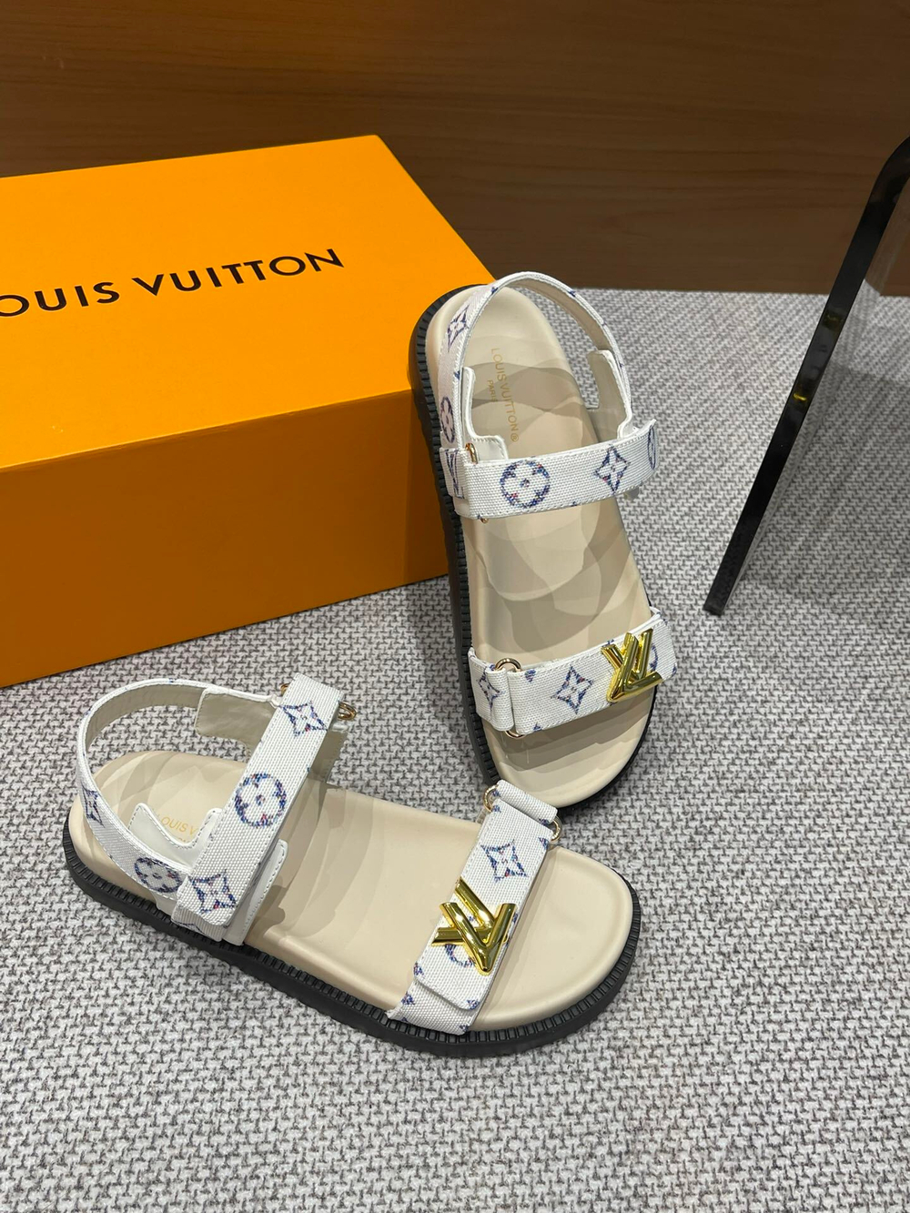 Louis Vuitton Sunset Comfort Flat Sandal