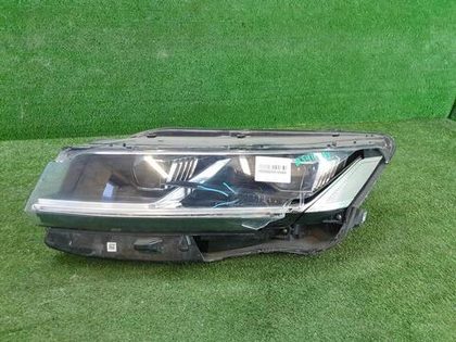 Битая Фара левая VW Touareg 3 (2018-н.в.) LED
