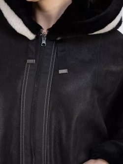 Дубленка натуральная с капюшоном двухсторонняя