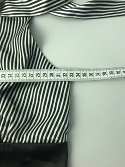 Платье монохромное на 15/17 лет