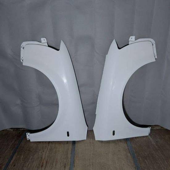 Крылья стеклопластиковые для Audi A4 B6