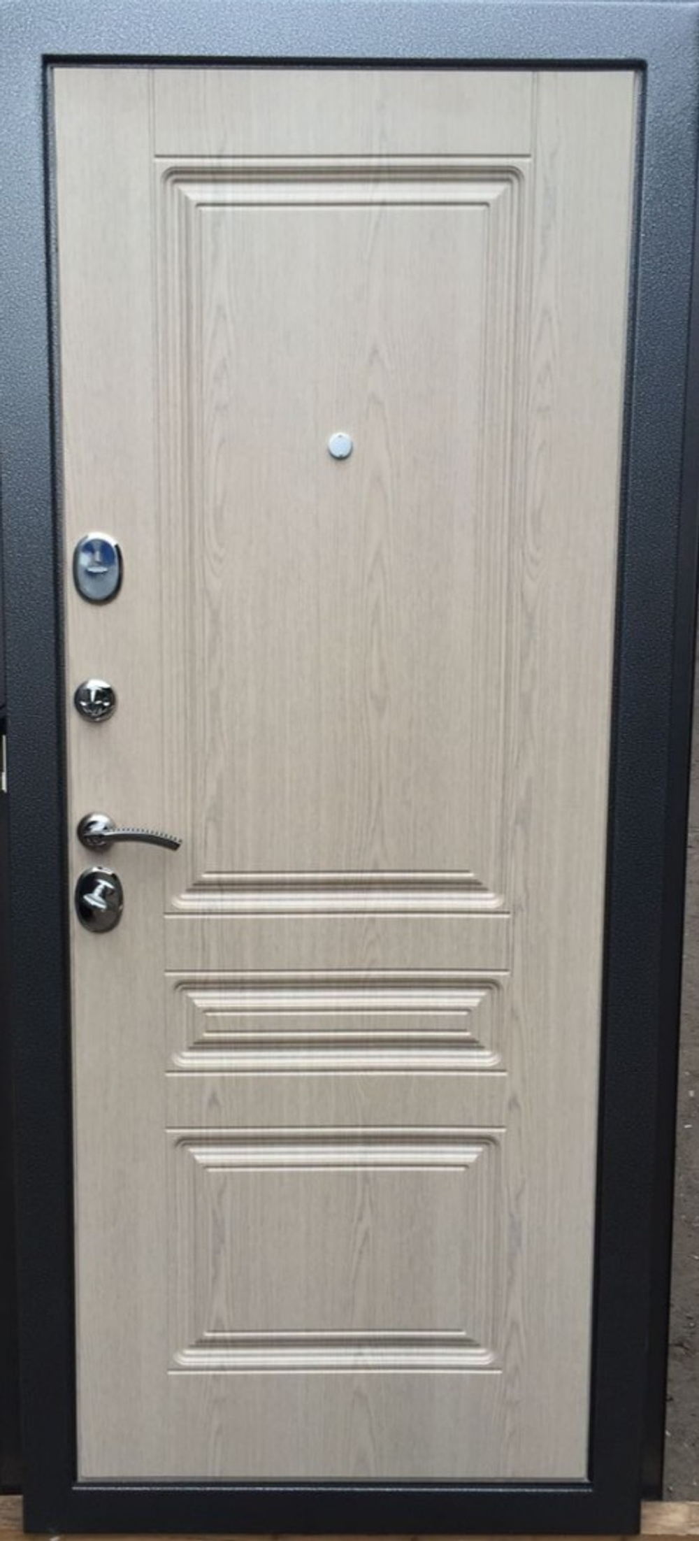 Входная металлическая дверь ReX (Рекс) 17 Венге Мегаполис / ФЛ-243 Беленый дуб