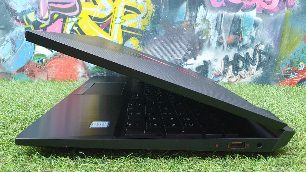 Игровой HP i5-8/16Gb/RTX 2060 6GB/144Hz/OMEN 15-dc1001ur 4UU62EA /Windows 11