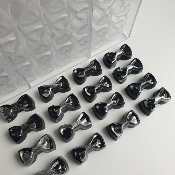 845 | Форма для шоколадных изделий &quot;Бантик&quot; (275*175 мм)