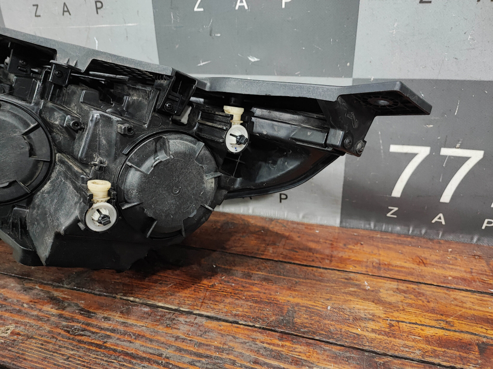 Фара правая галоген Kia Optima 4 (JF) 16-18 Б/У Оригинал 92102D4170