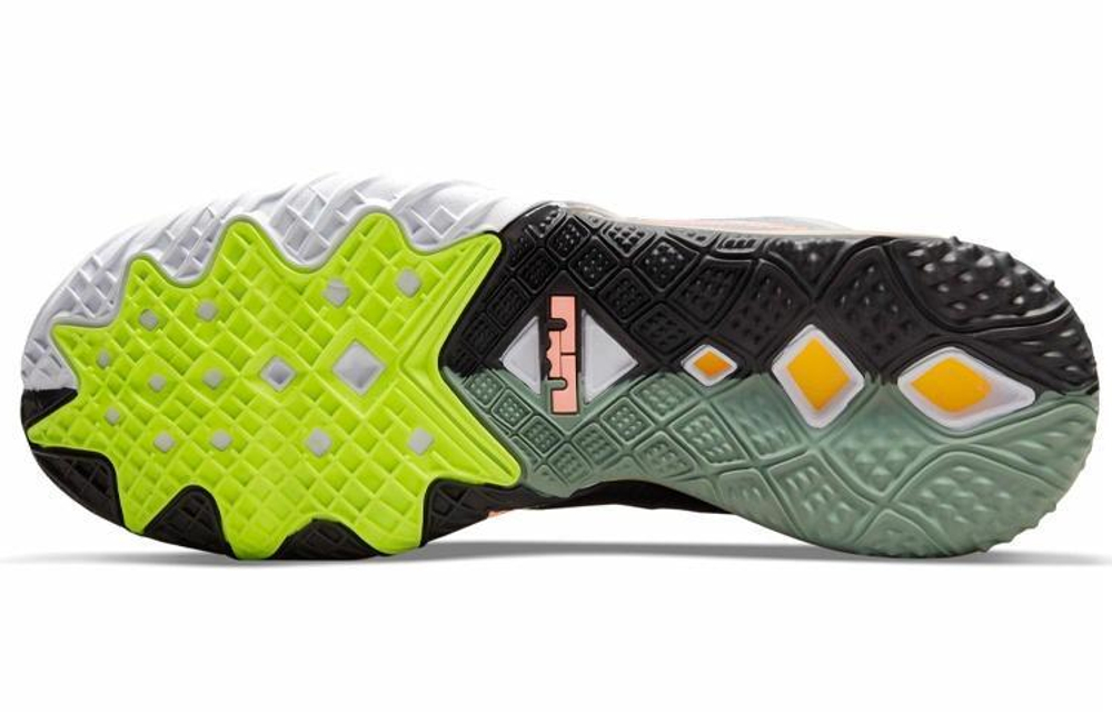 Кроссовки Nike Lebron 18 Low Ep "Bugs Vs Marvin"