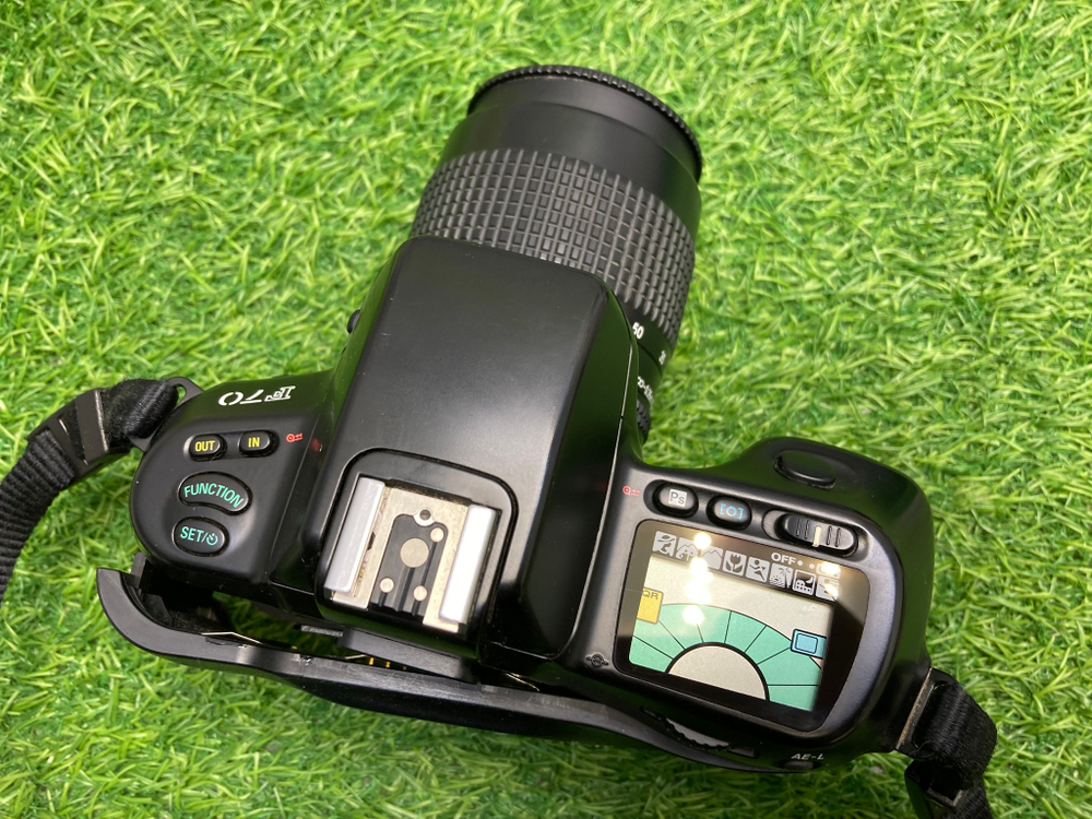 Nikon F70 kit 35-80mm 4-5.6D С дефектом
